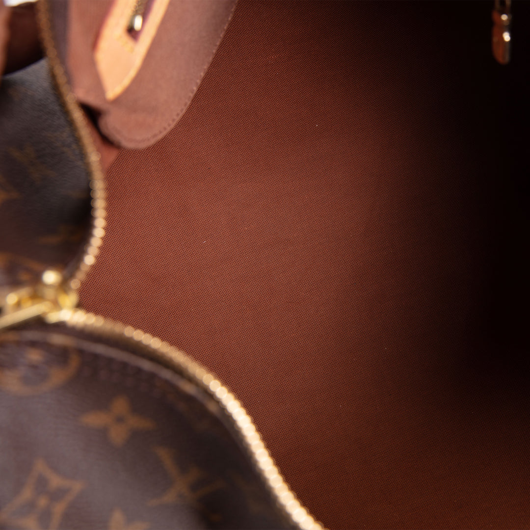 LOUIS VUITTON Monogram Speedy Bandouliere 35
