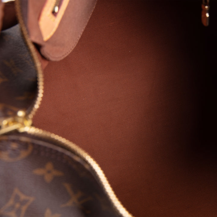 LOUIS VUITTON Monogram Speedy Bandouliere 35