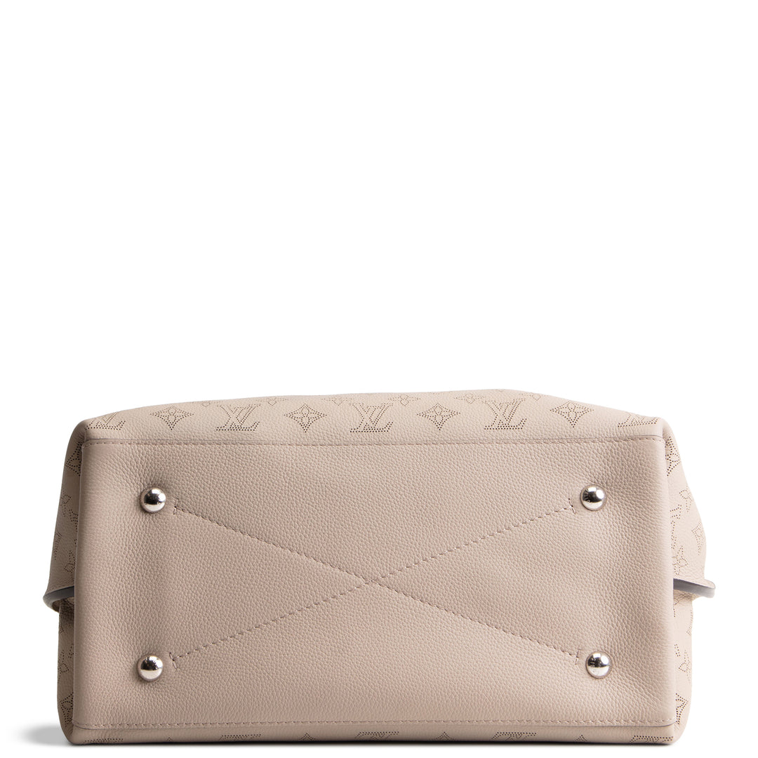 LOUIS VUITTON Monogram Mahina Carmel Hobo - Turtledove