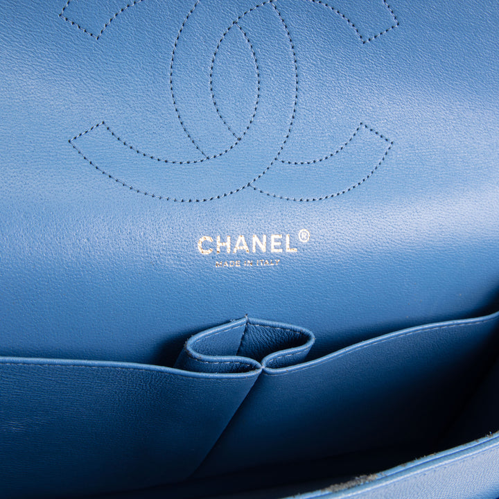 CHANEL Quilted Caviar Jumbo Double Flap