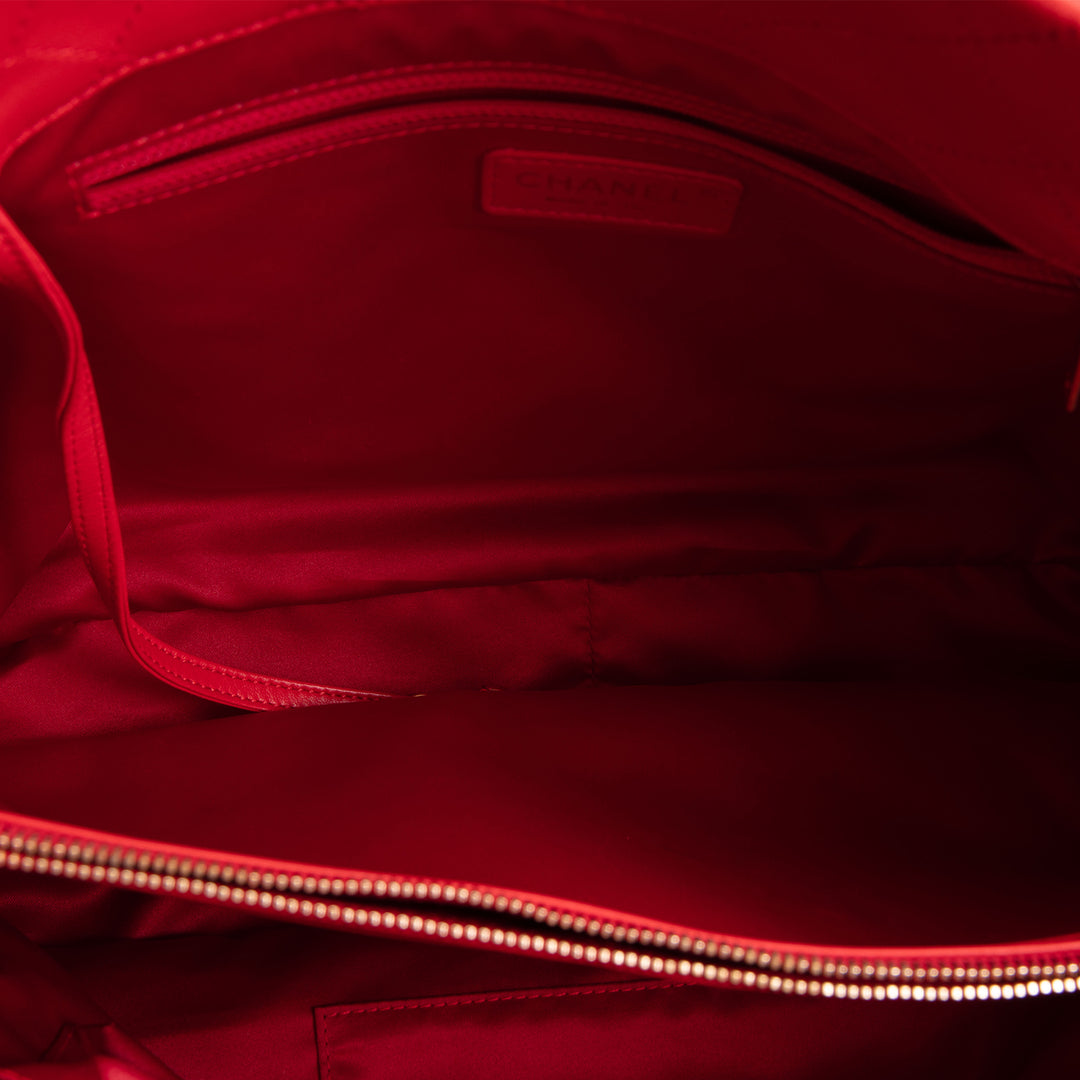 CHANEL Quilted CC Shoulder Tote- Red OUTLET FINAL SALE