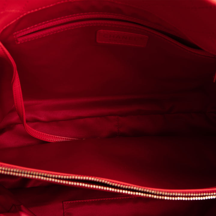 CHANEL Quilted CC Shoulder Tote- Red OUTLET FINAL SALE