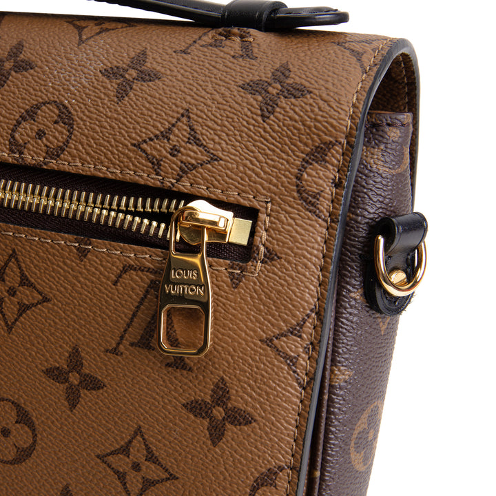 LOUIS VUITTON Reverse Monogram Pochette Metis