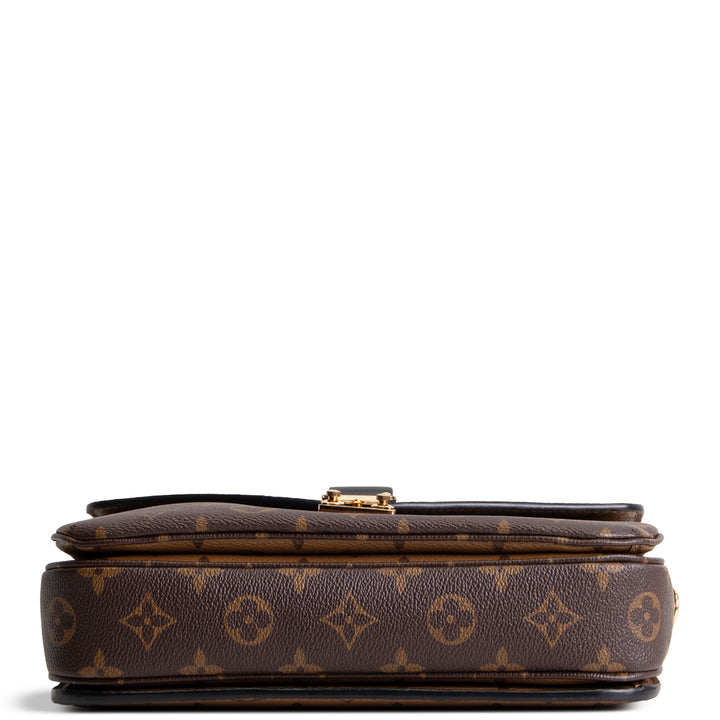 LOUIS VUITTON Reverse Monogram Pochette Metis