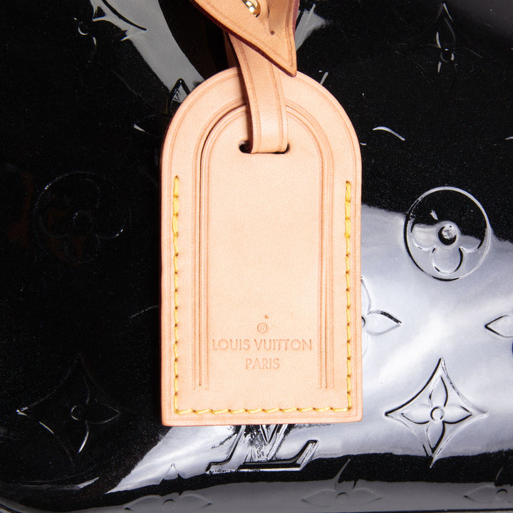 LOUIS VUITTON Monogram Vernis Santa Monica Shoulder Bag - Black