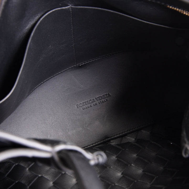 BOTTEGA VENETA Medium Intrecciato Andiamo - Black