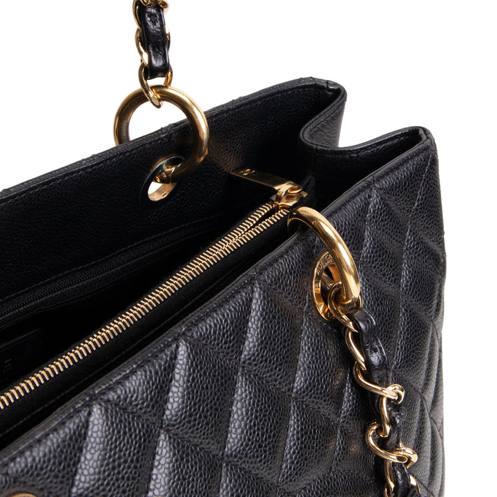 CHANEL Caviar Quilted Grand Shopping Tote - Black