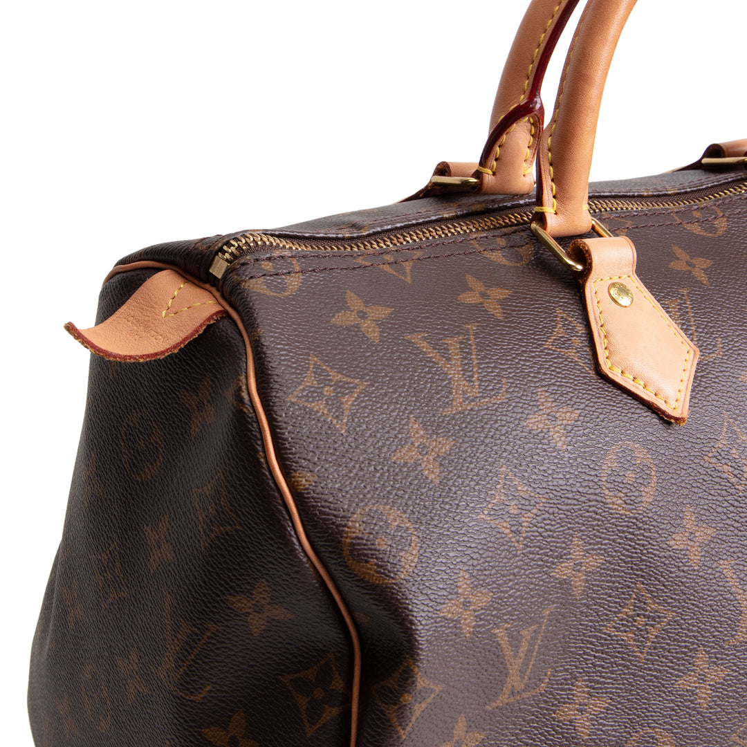 LOUIS VUITTON Monogram Speedy 30