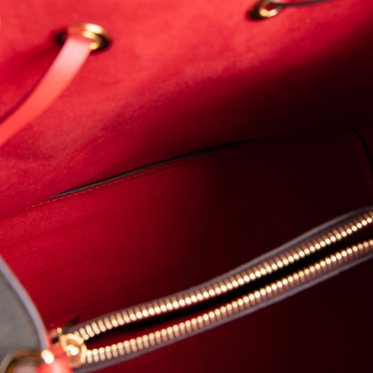 LOUIS VUITTON Monogram NeoNoe MM - Coquelicot Red