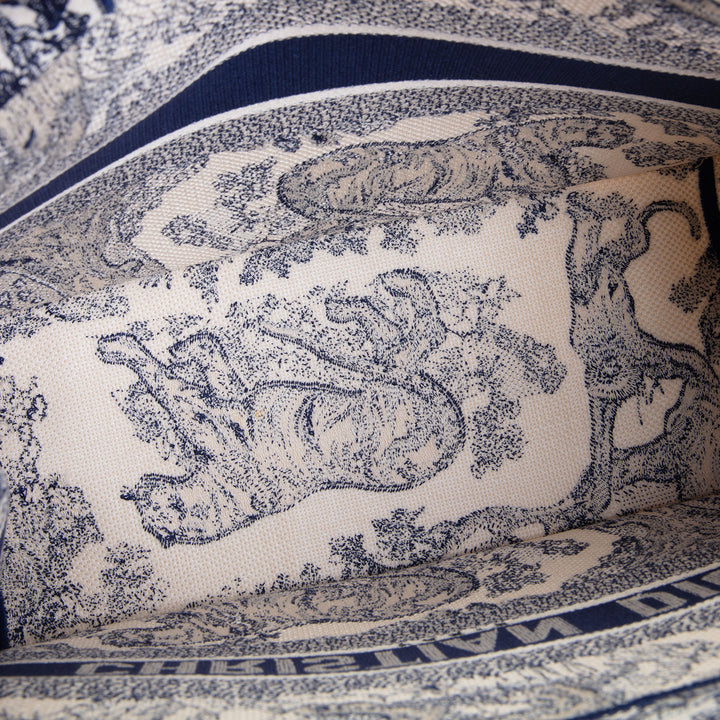 DIOR Toile de Jouy Medium Book Tote - White/Navy