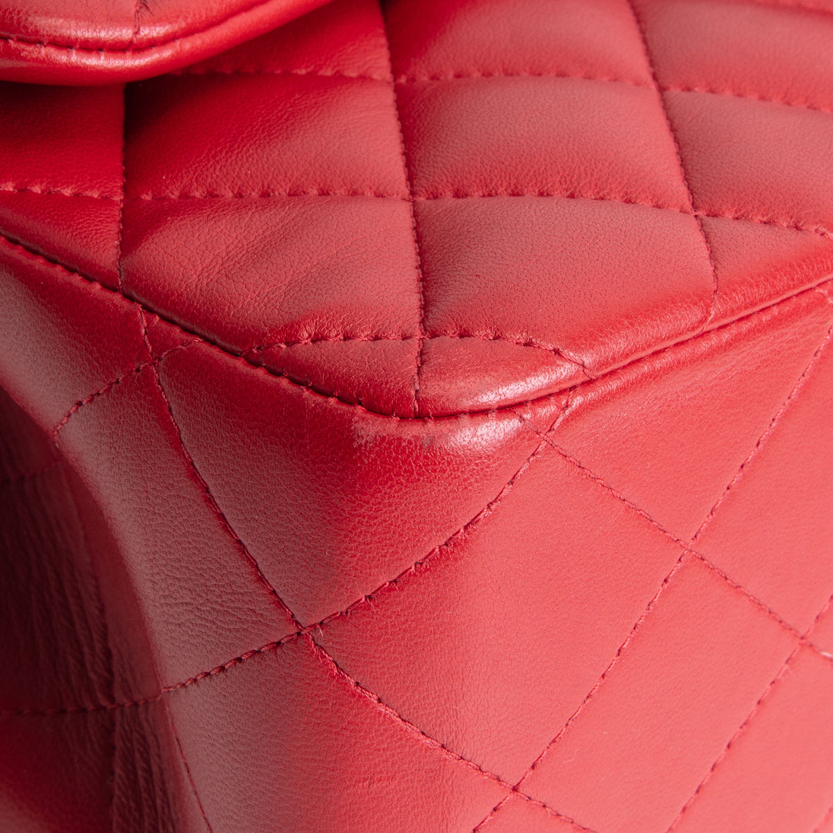 CHANEL Lambskin Classic Jumbo Double Flap
