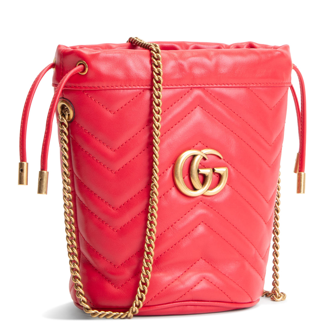 GUCCI Mini GG Marmont Bucket Bag - Red