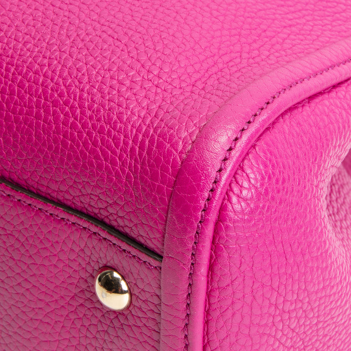 GUCCI Small Soho Shoulder Bag - Magenta