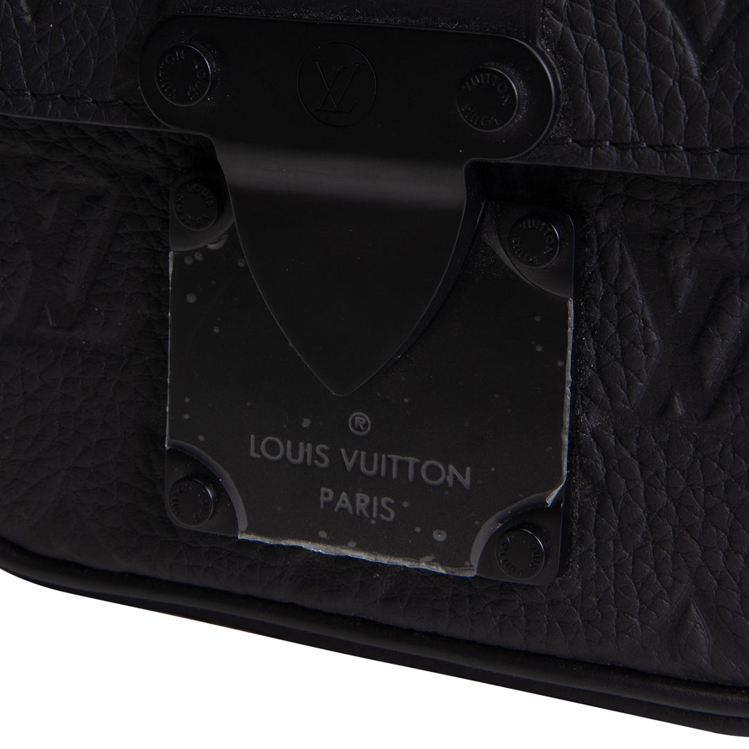 LOUIS VUITTON Taurillon Monogram Pico S Lock Messenger - Black
