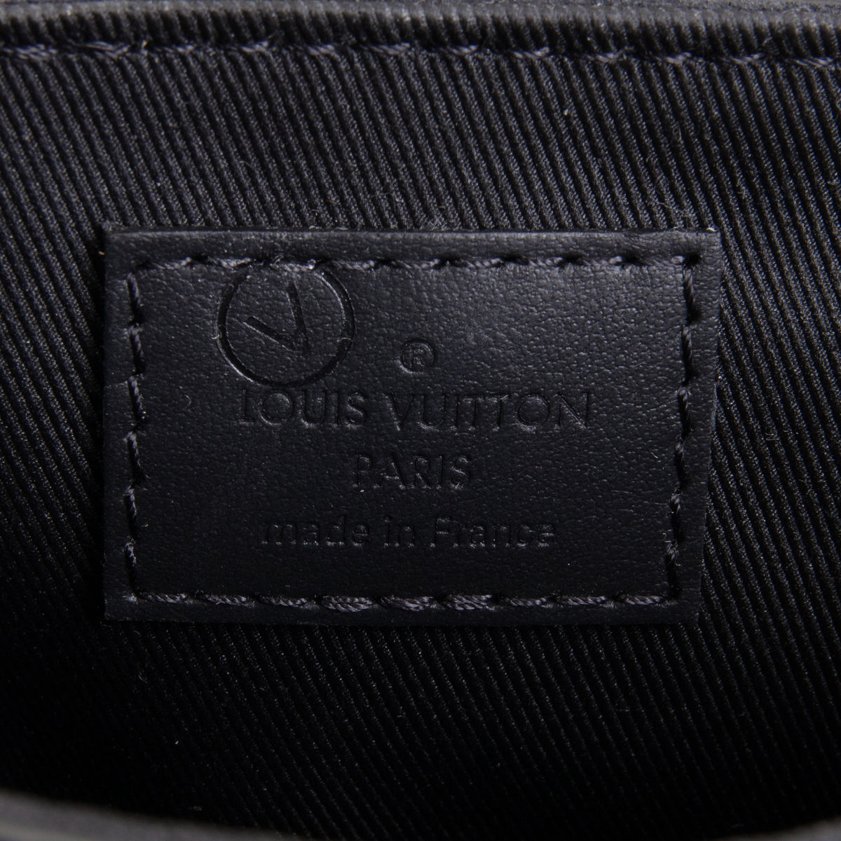 LOUIS VUITTON Taurillon Monogram Pico S Lock Messenger - Black