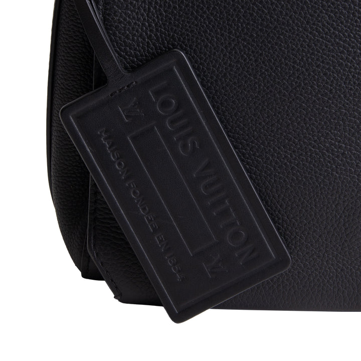 LOUIS VUITTON Aerogram Takeoff Messenger Bag
