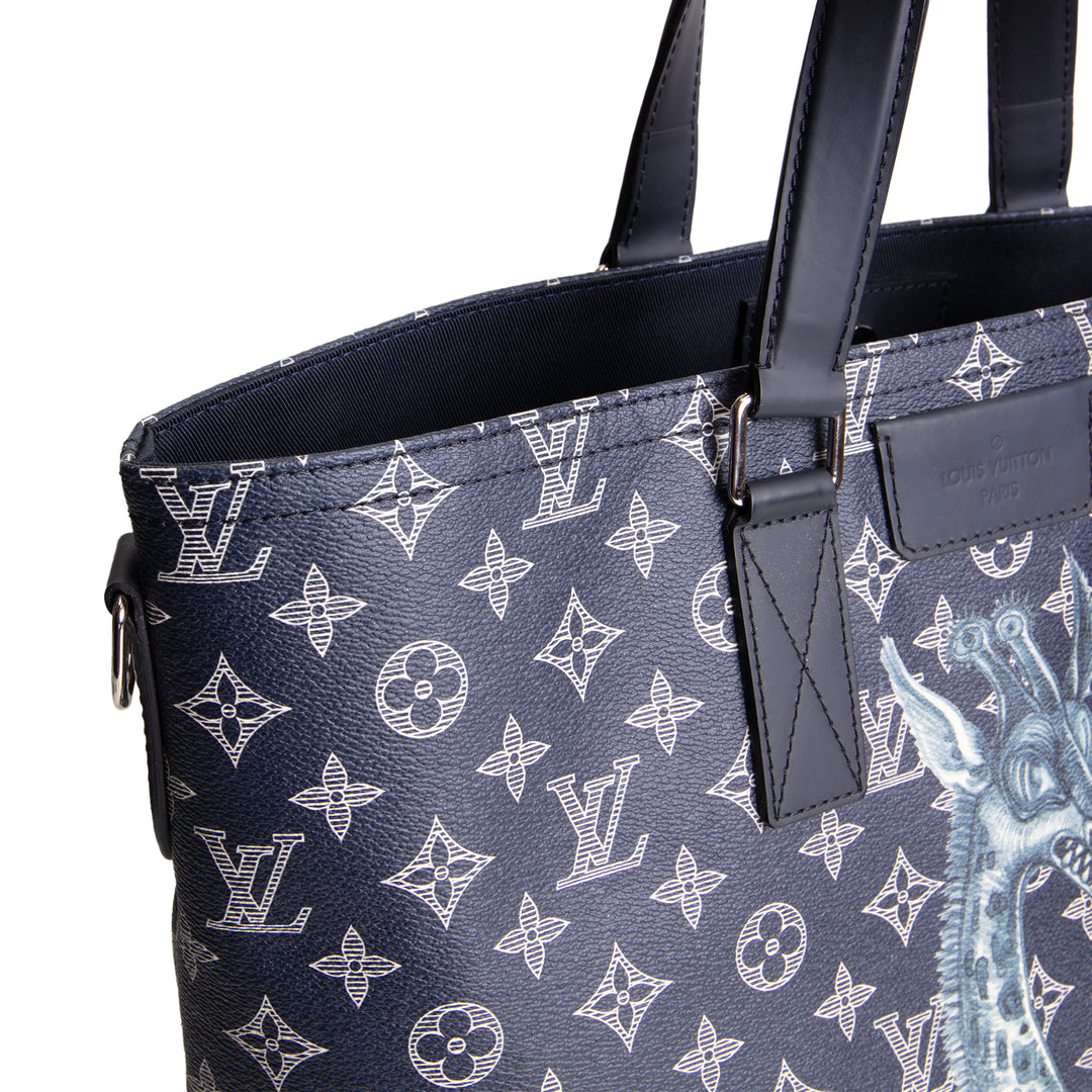 LOUIS VUITTON Savane Monogram Chapman Atlas Tote
