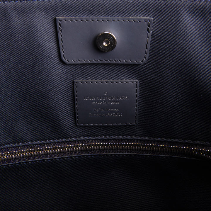 LOUIS VUITTON Savane Monogram Chapman Atlas Tote
