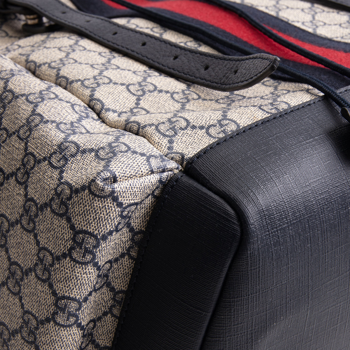 GUCCI GG Supreme Medium Ophidia Backpack - Navy