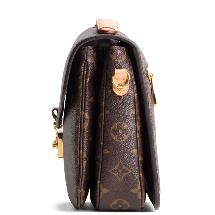 LOUIS VUITTON Monogram Pochette Metis Shoulder Bag