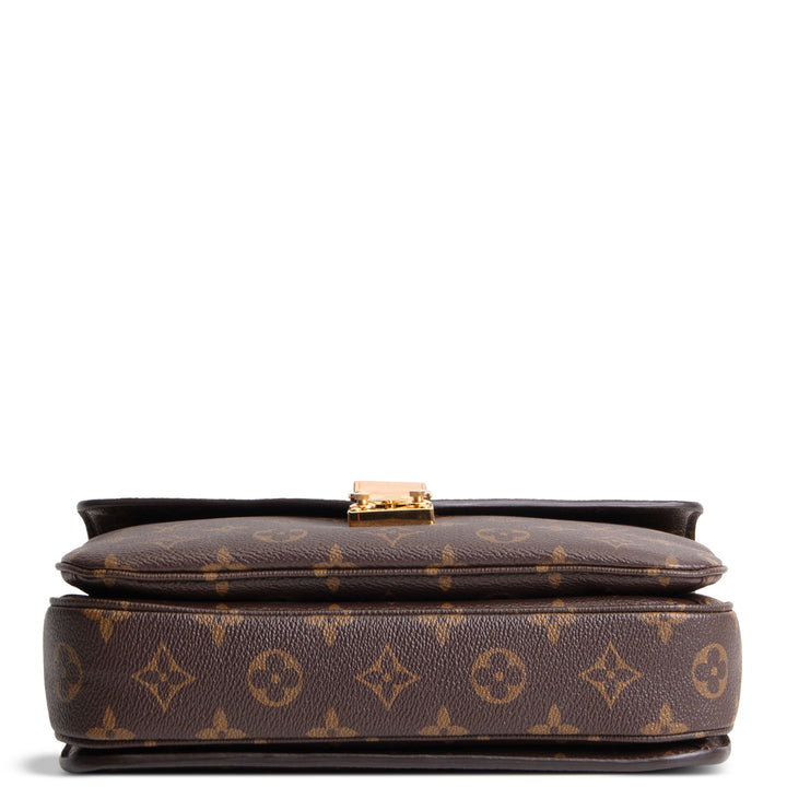 LOUIS VUITTON Monogram Pochette Metis Shoulder Bag