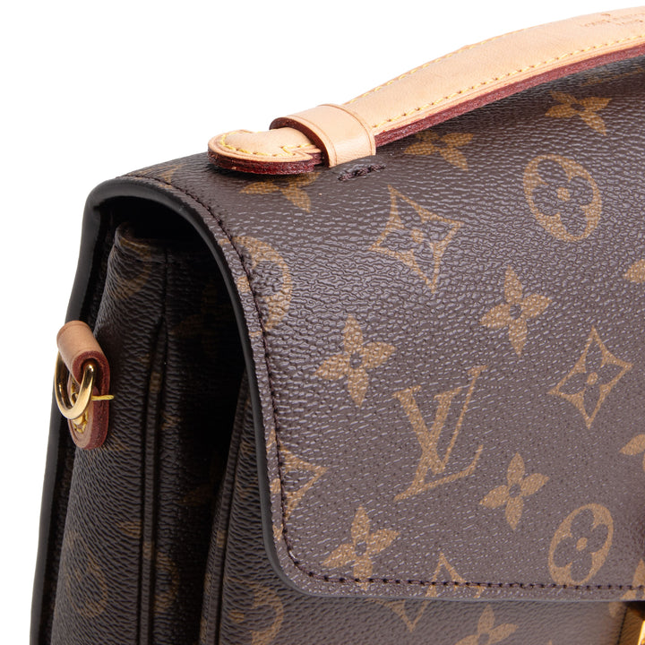 LOUIS VUITTON Monogram Pochette Metis Shoulder Bag