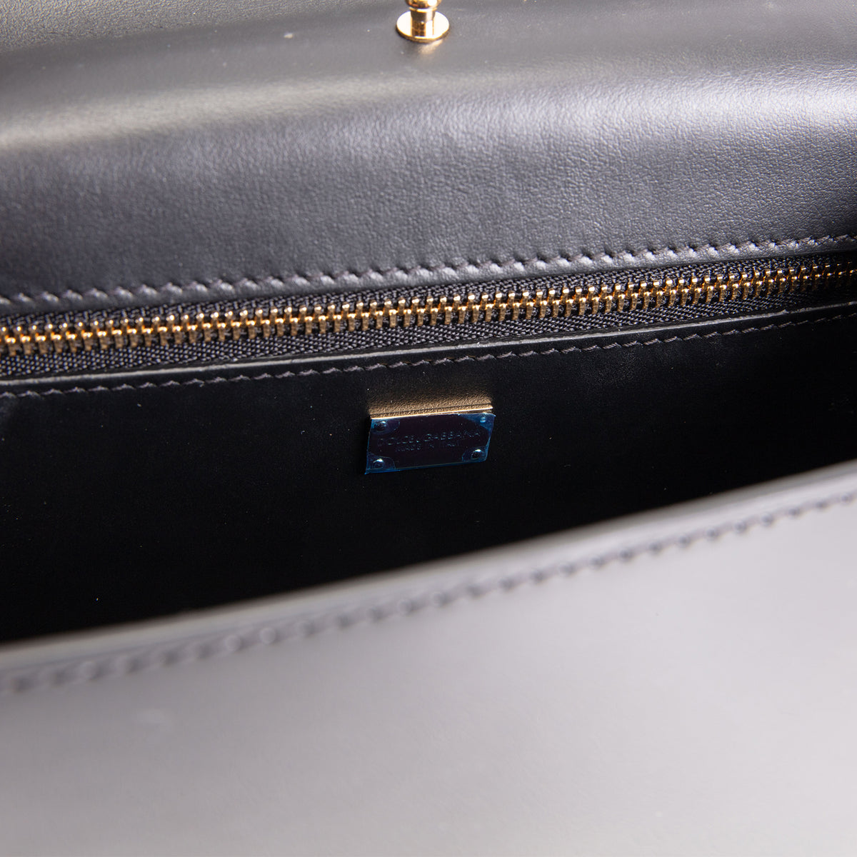 DOLCE &amp; GABBANA D&amp;G Patent Logo Crossbody - Black