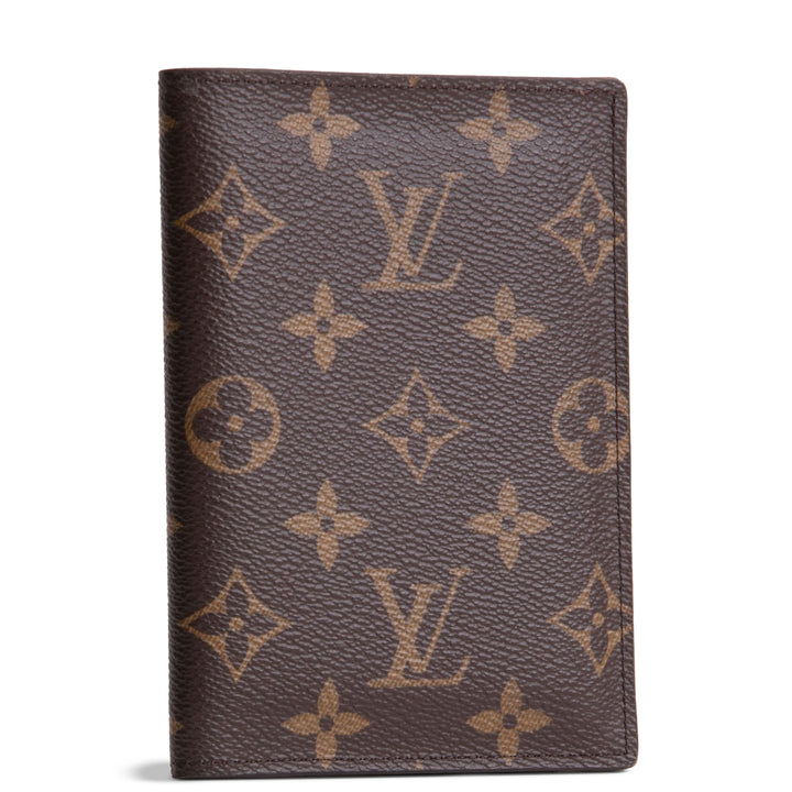 LOUIS VUITTON Monogram Passport Cover