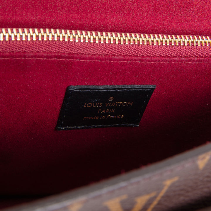 LOUIS VUITTON Monogram Passy Shoulder Bag