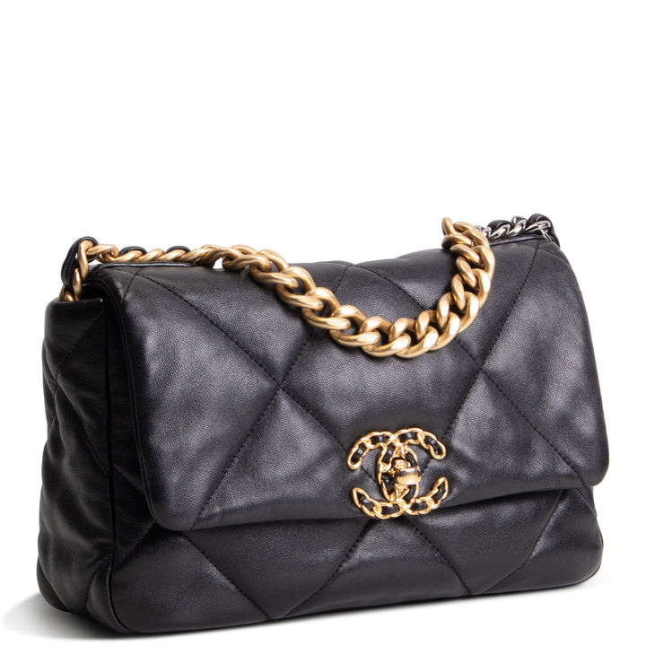 CHANEL Medium 19 Flap Bag