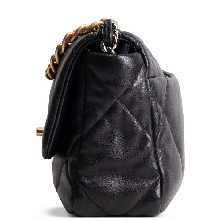 CHANEL Medium 19 Flap Bag