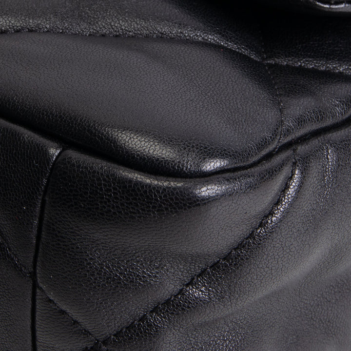CHANEL Medium 19 Flap Bag