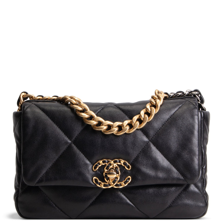 CHANEL Medium 19 Flap Bag