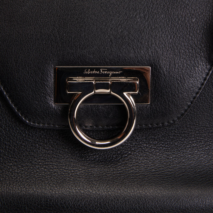 SALVATORE FERRAGAMO Gancio Shoulder Bag - Black