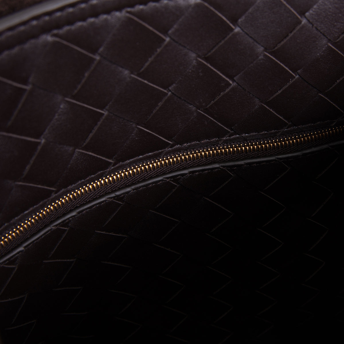 BOTTEGA VENETA Andiamo Bucket Bag - Chocolate Brown