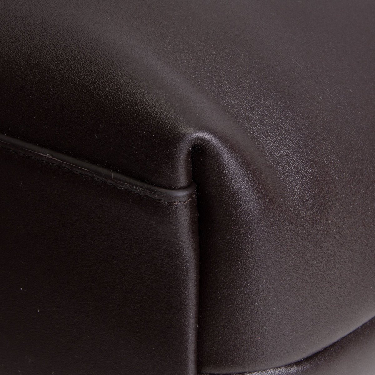 BOTTEGA VENETA Andiamo Bucket Bag - Chocolate Brown