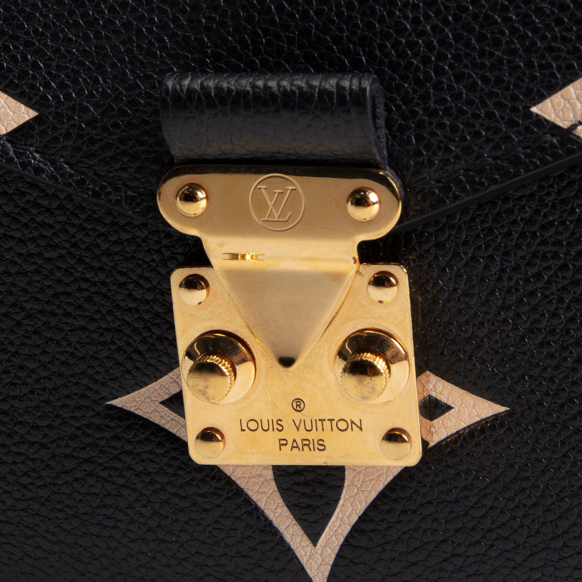 LOUIS VUITTON Bicolor Empreinte Pochette Metis - Black/Cream