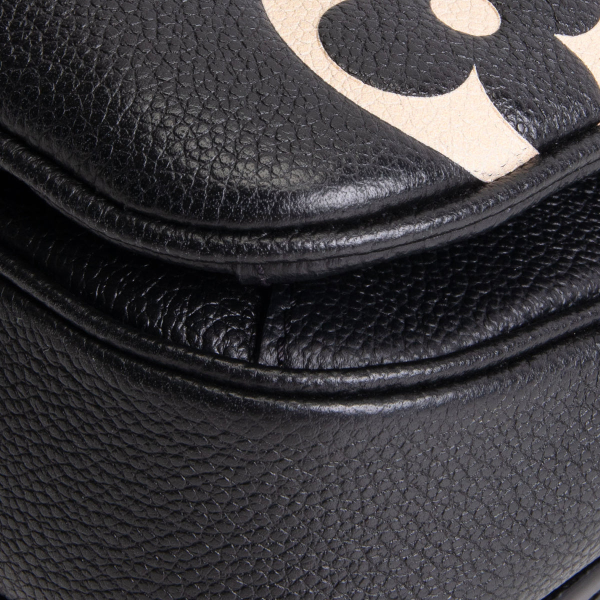LOUIS VUITTON Bicolor Empreinte Pochette Metis - Black/Cream