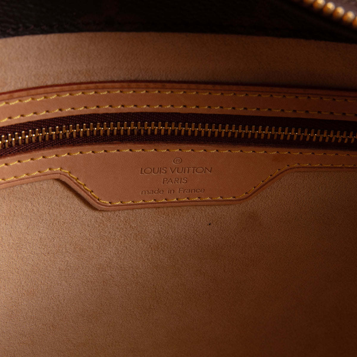 LOUIS VUITTON Vintage Monogram Luco Tote
