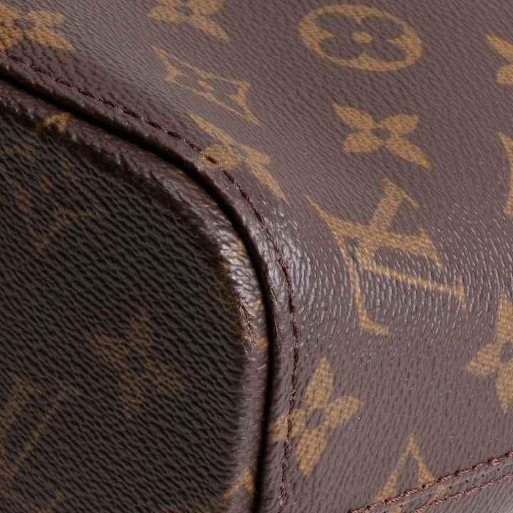 LOUIS VUITTON Vintage Monogram Luco Tote