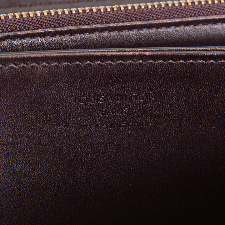 LOUIS VUITTON Vernis Monogram Zippy Wallet