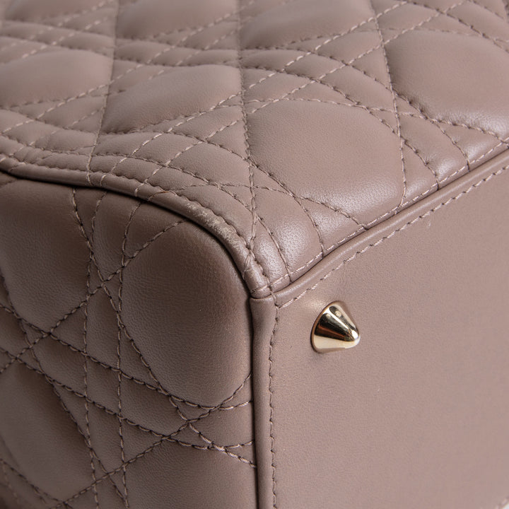 DIOR Medium Lady Dior - Taupe Lambskin