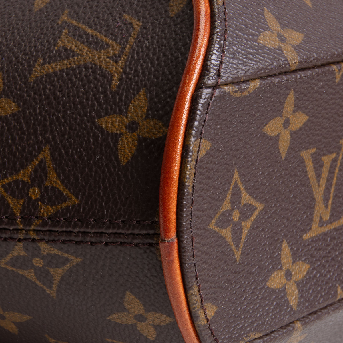 LOUIS VUITTON Vintage Monogram Ellipse PM