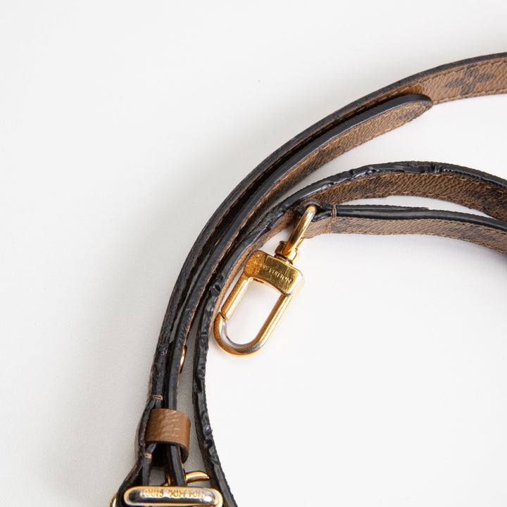 LOUIS VUITTON Reverse Monogram Pochette Metis OUTLET FINAL SALE
