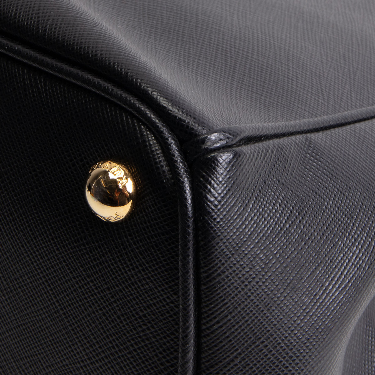 PRADA Large Galleria Saffiano Tote - Black