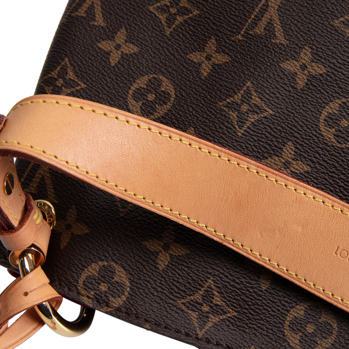 LOUIS VUITTON Monogram Graceful PM