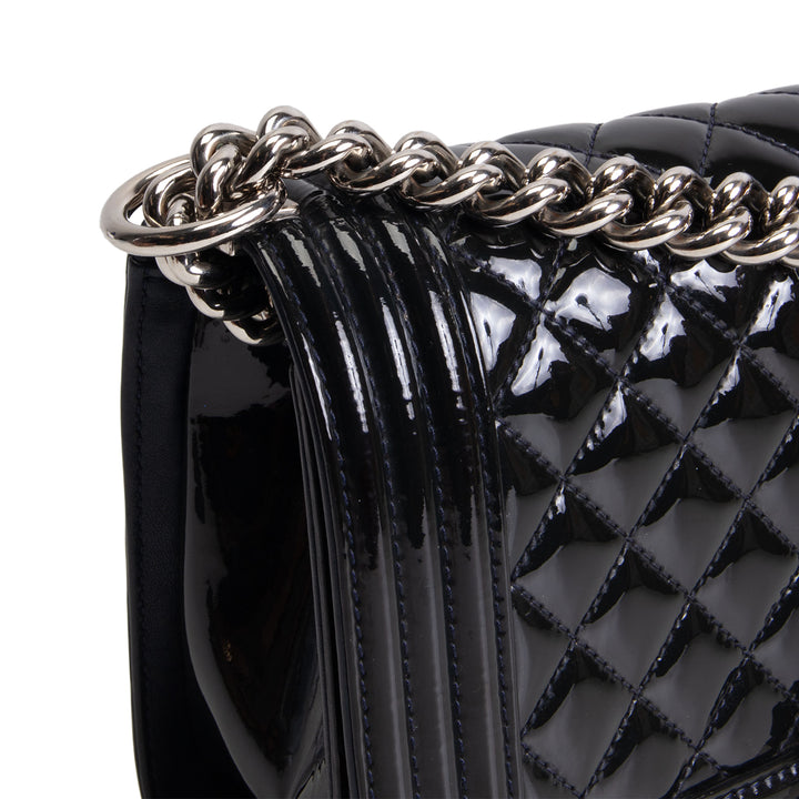 CHANEL Medium Patent Plexiglass Boy Bag - Navy