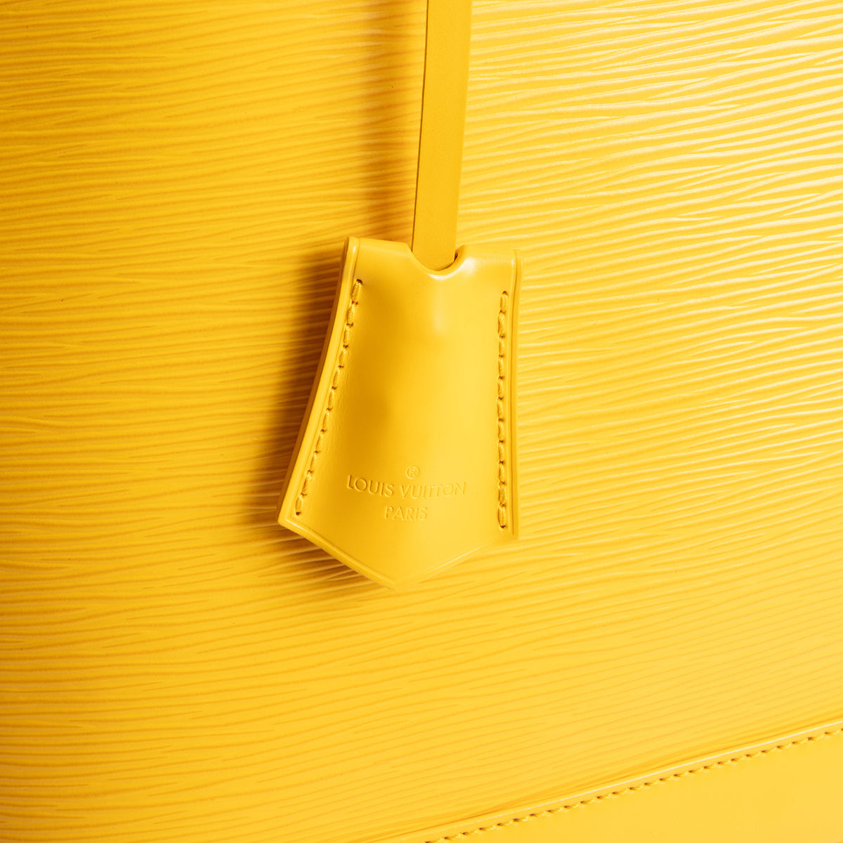 LOUIS VUITTON Epi Alma GM - Yellow