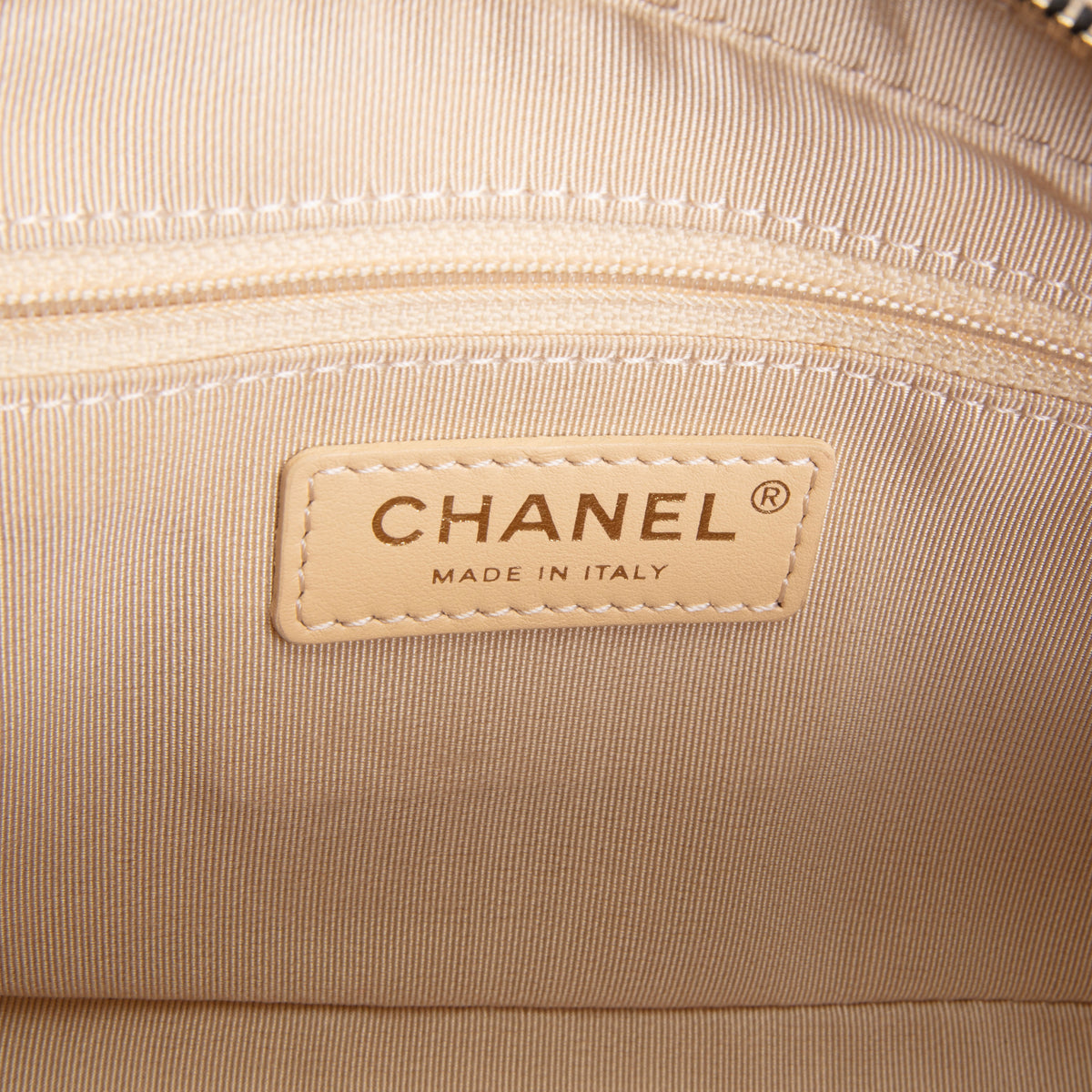 CHANEL Goatskin In &amp; Out Waist Bag