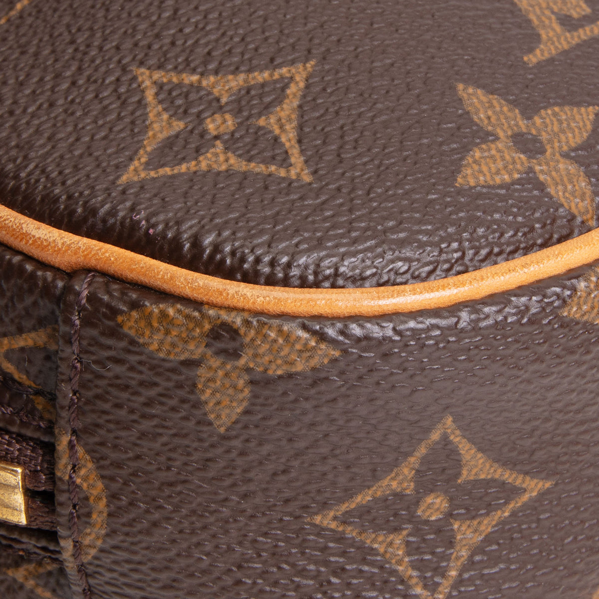 LOUIS VUITTON Pochette Gange Crossbody - Monogram